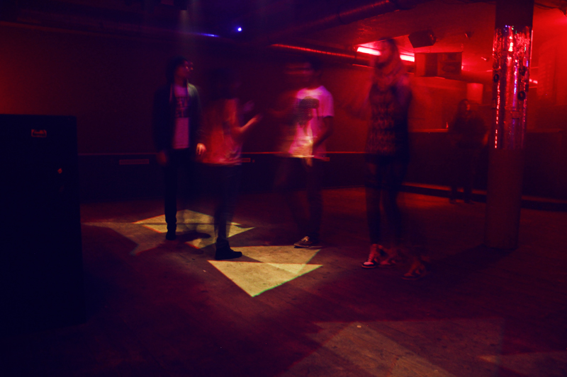 elektropastete, prism cave, die rakete