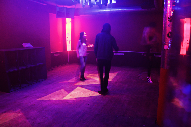 elektropastete, prism cave, die rakete